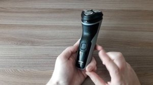 Распаковка и краткий обзор бритвы Philips S1231/41