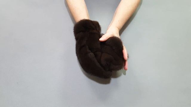 Варежки из норки "Каштан" смотреть онлайн