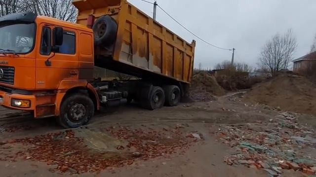 Железобетнная монолитная плита 300мм ребрами вниз#фундамент #стройка#дача#дом#строимдом #keystroy