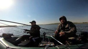 Поролоновая рыбка. Как поймать на поролон? Ловля судака и щуки на поролон. Рыбалка с лодки.