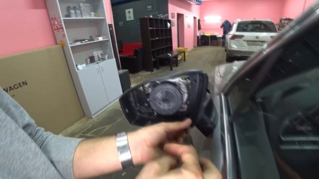 Тигуан. Динамические повторители поворотов смотреть онлайн