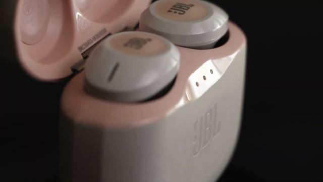 CINEMATIC B-ROLL | JBL 125 TWS смотреть онлайн