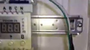 Защита от перепадов напряжения («отсекатель») трёхфазная