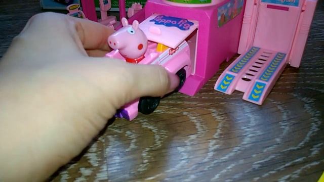 Обзор наборов игрушек Свинка Пеппа - оригинал / Китай смотреть онлайн