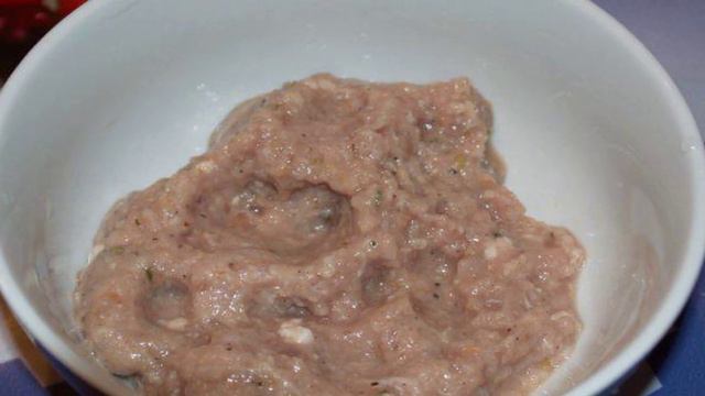 Суп-пюре с брокколи, брюссельской капустой и фрикадельками