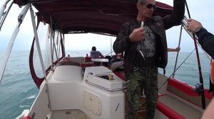 Рыбалка в море. Что из себя представляет рыбалка в море, которую предлагают в Сочи? 4К видео.
