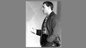 В. Высоцкий. "Алёшка жарил на баяне..."