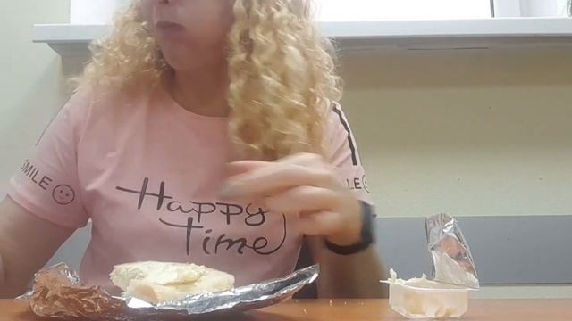 я очень голодная, ем как не в себя/ мукбанг смотреть онлайн