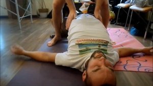 Уражнение с баскетбольным мячиком команды Анны Полупан