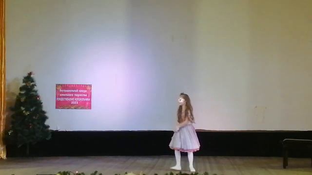 Песня"Снежный бал". смотреть онлайн