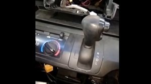 Honda Freed, Freed Spike, снятие приборки и автомагнитолы.
