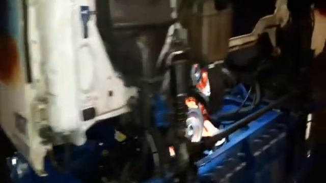 Scania 18.4L V8 XPI truckpulling engine first start-up смотреть онлайн