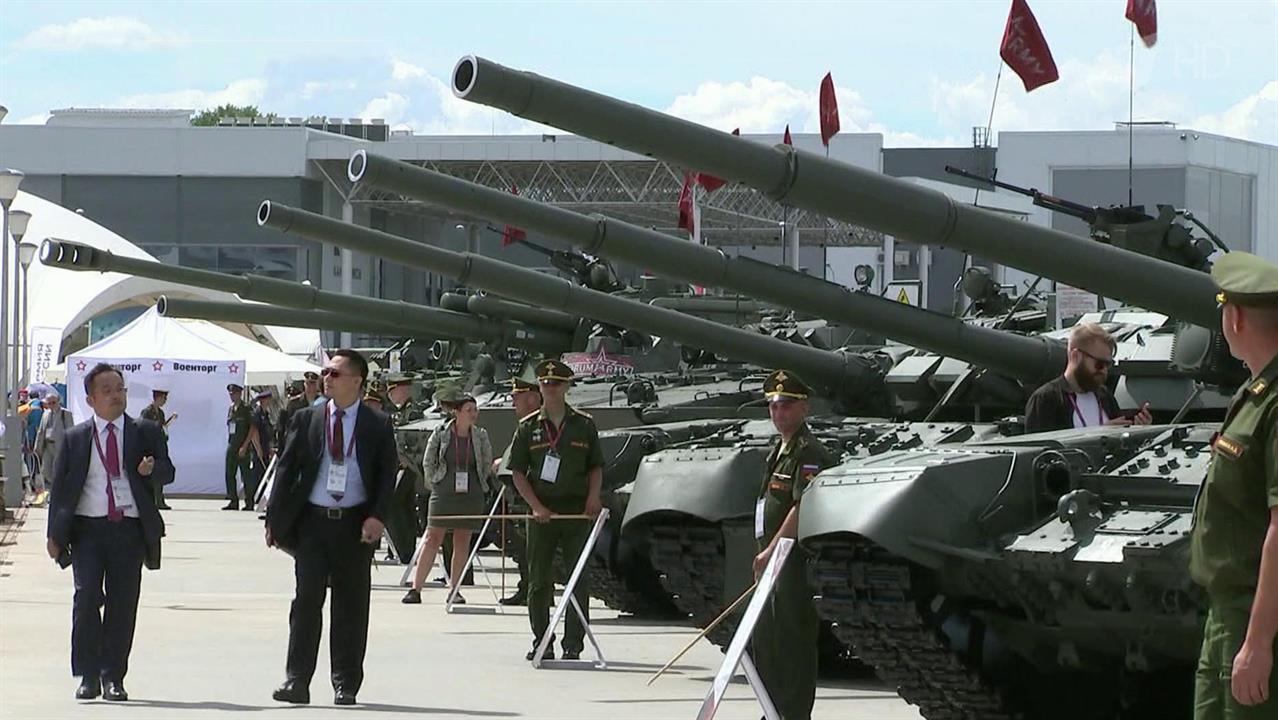 В подмосковной Кубинке стартовал международный военно-технический форум "Армия - 2019"