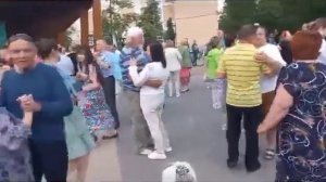 Танцы в парке Победы 10 06 23