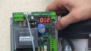 Включение функции автоматического закрывания ворот после пересечения фотоэлементов