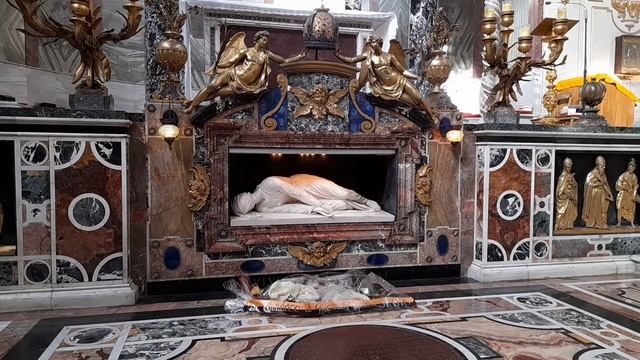 Необычный Рим. Средневековый район Трастевере. Узкие улицы, средневековые дома и церкви