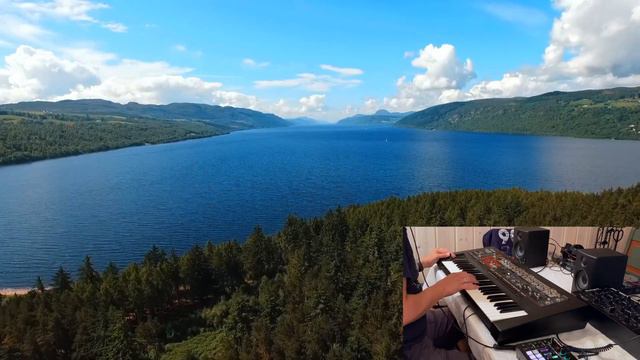 DJ TideWave "Late night impro jazzy house jam" Roland SH-201 & Roland MC-101 improvised DAW less ja смотреть онлайн