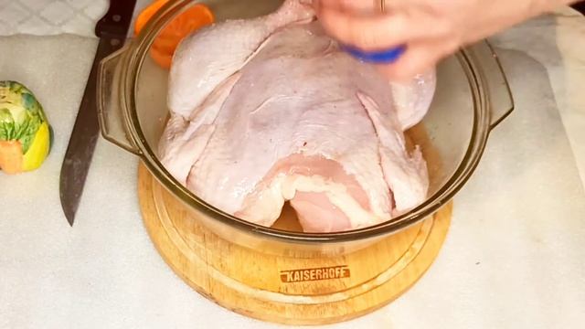 ?Курица, запечённая с вешенками и фруктами; нежный вкус