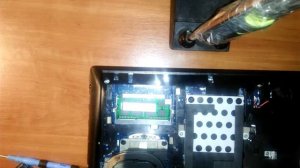 Установка  ОЗУ в ноутбук Lenovo G510!