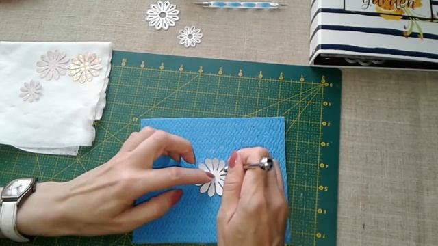 "Мк №3 Цветы ручной работы. Глиттер и фольгированный картон."