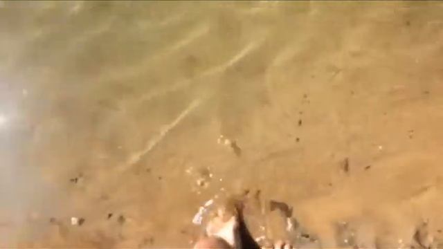 Сгорел на солнце. Бирюзовая вода. Июль 2019 смотреть онлайн