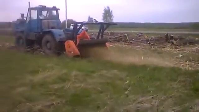 ИЛН 2000 работа на тракторе ХТЗ Т-150К смотреть онлайн