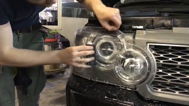 Range Rover Vogue 4.4 - полировка фар + защитная плёнка