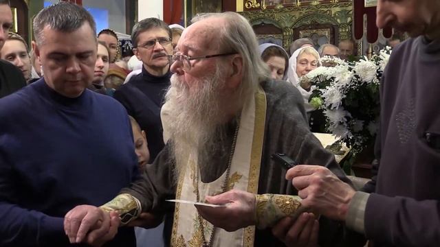 Значение Рождества – любовь, мир и благоволение Божие. Проповедь протоиерея Иоанна Миронова смотреть онлайн