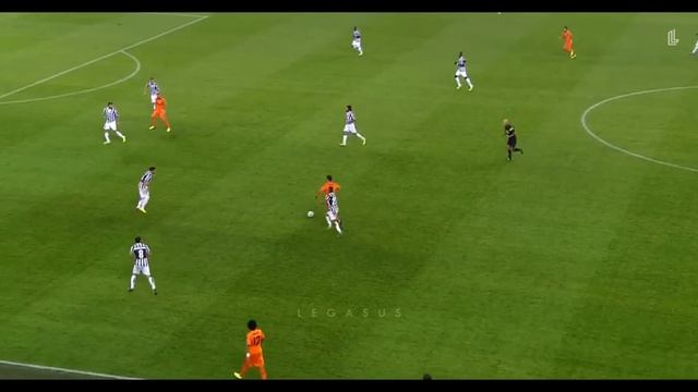 28 Year Old Ronaldo vs 38 Year Old Ronaldo смотреть онлайн