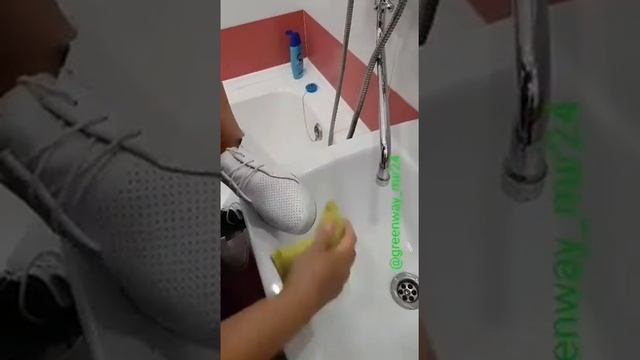 Как сохранить белые кеды и кросовки? Губка инволвер от greenway+ воды. ? смотреть онлайн