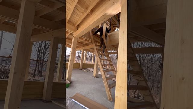 Монтаж мансардного окна ? вертикальныйбрус дубровский фахверк