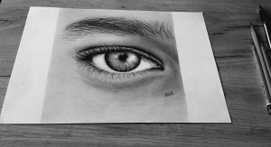 Как нарисовать гиперреализм карандашом / глаза. Пробую впервые, смотрите что получилось