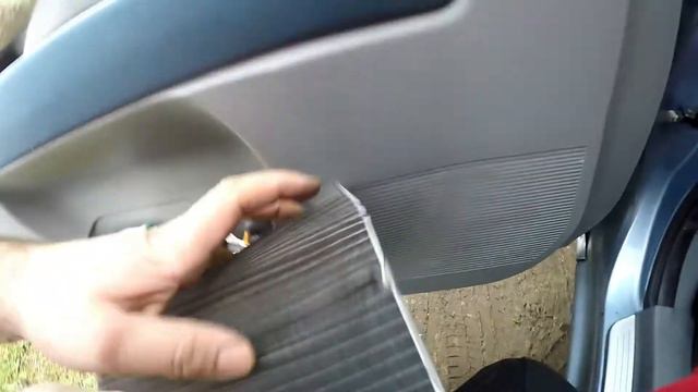 MAZDA 2 capella /Cabin air filter replacement. смотреть онлайн