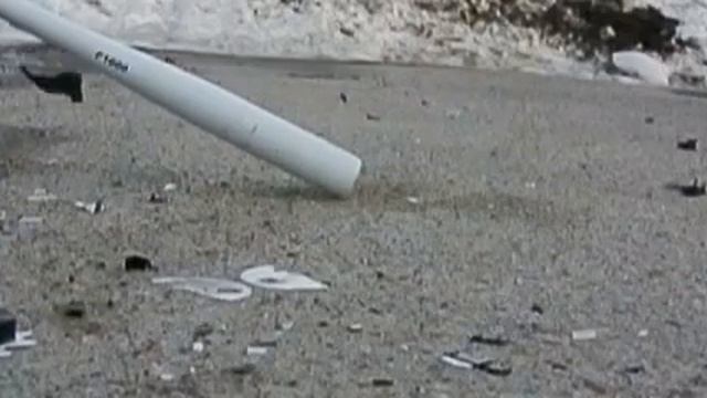 VHS cassette destroyed at 400fps (Nikon 1 V1 slow motion test) смотреть онлайн