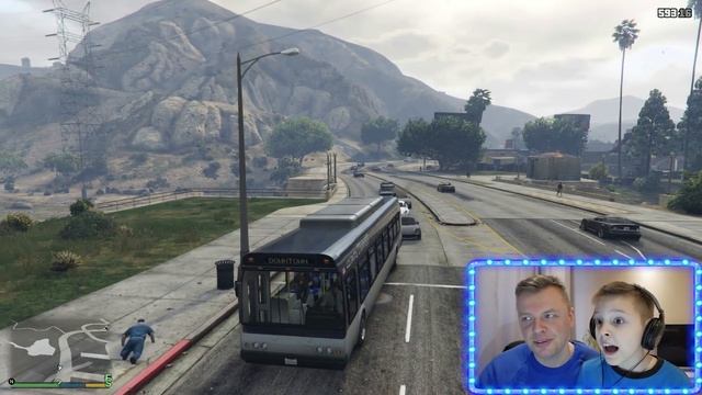 БЕЗУМНЫЕ прыжки на МАШИНАХ в ВОДУ!!! ИГОРЬ и ПАПА на Трамплинах смотреть онлайн