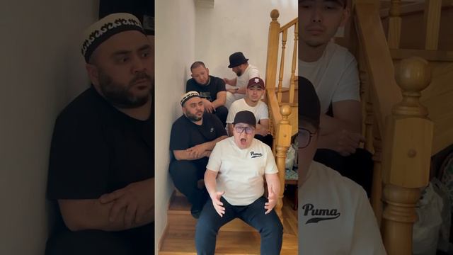 Скучно в офисе😝 #sekavines #вайны #shots #сека #угар #fup #repost #россия #умора #подпишись #новые смотреть онлайн