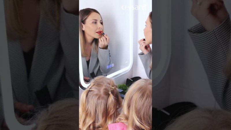 ТОП зеркал с подсветкой для детей, которые можно купить на OZON