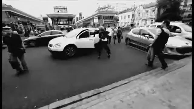 Жесткая разборка ОМОНа с бандитами