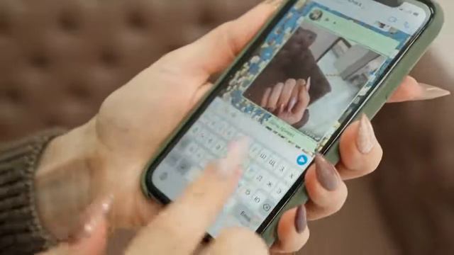 ОБМЕН ТЕЛАМИ с моей МАМОЙ на 24 часа😱 ПОМЕНЯЛИСЬ ЖИЗНЯМИ! МАМА ПОТРАТИЛА 1 МЛН