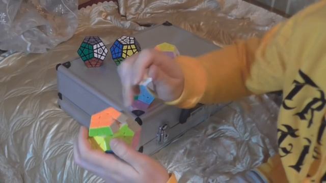 MoFangGe X-Man Galaxy Megaminx | Головоломка дня смотреть онлайн