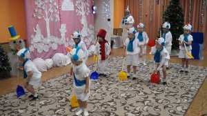 Танец Снеговиков