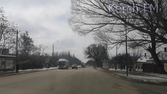 В Керчи просят установить знак перекрестка и сужения дороги смотреть онлайн