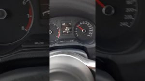 Фольксваген Поло. Посторонние звуки в области рулевой колонки.Причина?