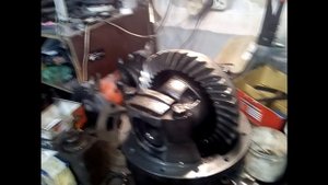 GREAT WALL Hover 2.4л, часть 3. После двигателя занялся передним мостом и раздаткой.