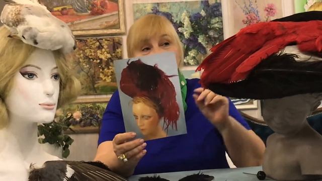 Птичку жалко, приходит на ум,когда видишь шокирующие головные уборы украшение чучелами птиц. смотреть онлайн