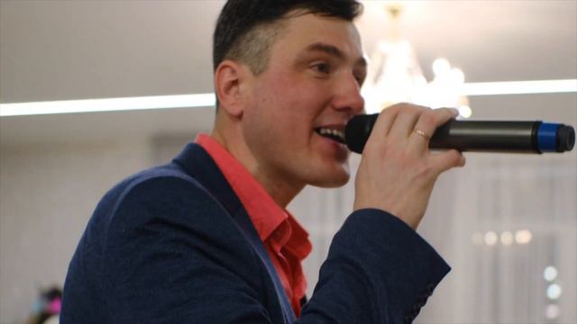 ведущий АЛЕКСАНДР ВИХАРЕВ