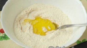 Пирог на молоке с ягодами