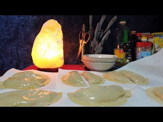 Готовлю чебуреки из рубленной свинины