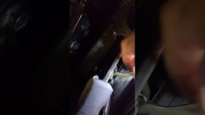 як підтягнути трос ручника Шевроле Авео Т250