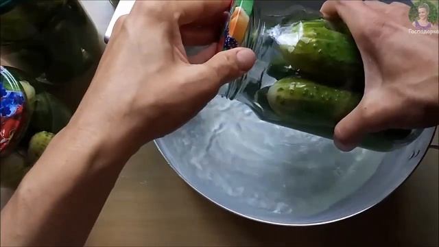 Простой рецепт огурцов на зиму в банках. Маринованные огурцы на зиму.